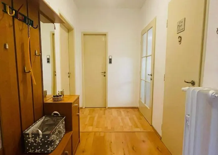 Appartement Lovely 2bdr In Center, Wifi & Self-check In *